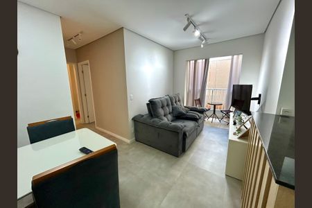 Sala de apartamento para alugar com 2 quartos, 55m² em Vila Itapegica, Guarulhos