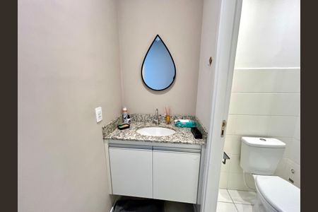 Apartamento à venda com 55m², 2 quartos e 1 vagaBanheiro 1