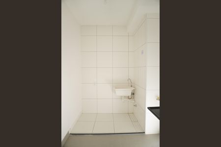 Área de serviço de apartamento para alugar com 2 quartos, 36m² em Parque Guaianazes, São Paulo