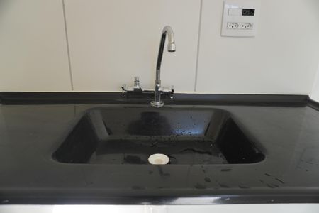 Cozinha de apartamento para alugar com 2 quartos, 36m² em Parque Guaianazes, São Paulo
