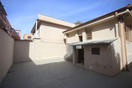 Casa à venda com 86m², 3 quartos e sem vagaQuintal