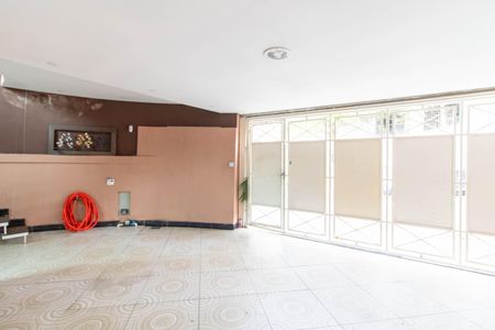 Casa à venda com 80m², 2 quartos e 2 vagas Casa à venda com 80m², 2 quartos e 2 vagasGaragem