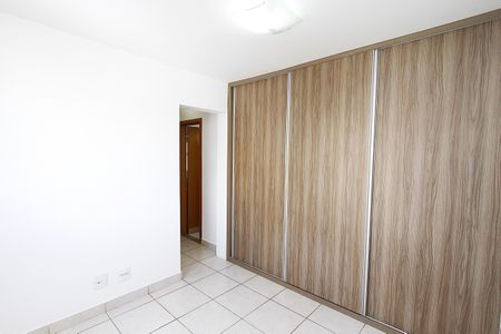 Apartamento para alugar com 88m², 2 quartos e 2 vagasQuarto 2 - Suíte