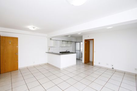 Sala de apartamento para alugar com 2 quartos, 88m² em Nova Suíça, Belo Horizonte