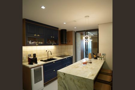 Apartamento à venda com 186m², 4 quartos e 3 vagasFoto 03