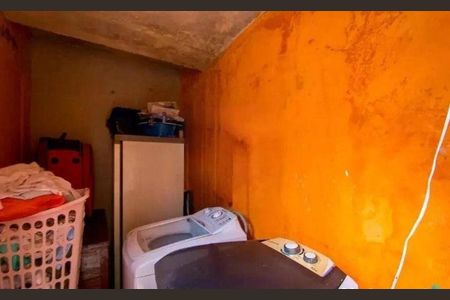 Casa à venda com 2 quartos, 150m² em Parque Novo Oratório, Santo André