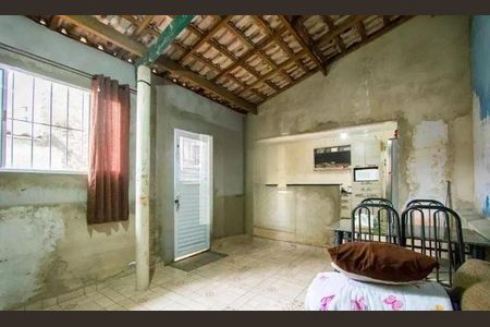 Casa à venda com 2 quartos, 150m² em Parque Novo Oratório, Santo André