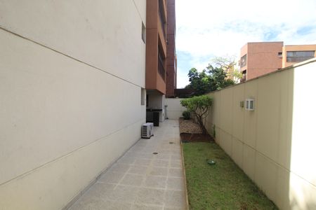 Apartamento à venda com 176m², 3 quartos e 2 vagasVaranda