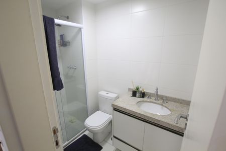 Apartamento à venda com 176m², 3 quartos e 2 vagasBanheiro da Suíte 2