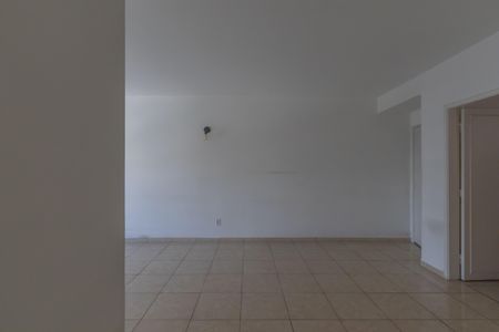 Apartamento para alugar com 86m², 3 quartos e sem vagaSala