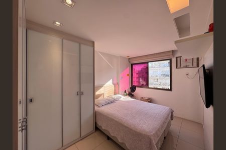Apartamento à venda com 166m², 4 quartos e 2 vagasSuíte 1