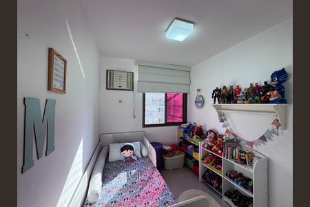 Apartamento à venda com 166m², 4 quartos e 2 vagasQuarto 2