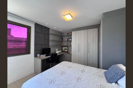 Apartamento à venda com 166m², 4 quartos e 2 vagasSuíte 2