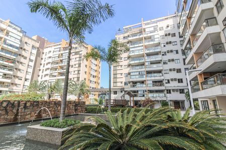 Apartamento à venda com 166m², 4 quartos e 2 vagasFachada