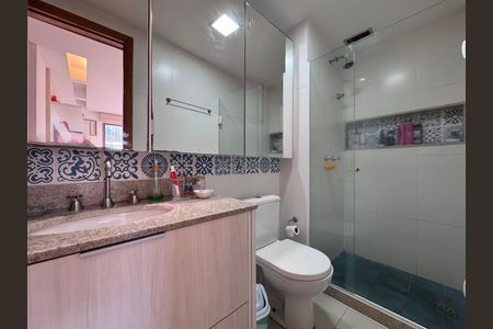Apartamento à venda com 166m², 4 quartos e 2 vagasBanheiro da Suíte 1