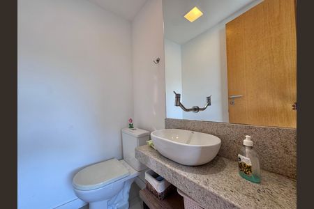 Apartamento à venda com 166m², 4 quartos e 2 vagasLavabo