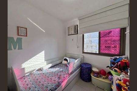 Apartamento à venda com 166m², 4 quartos e 2 vagasQuarto 2