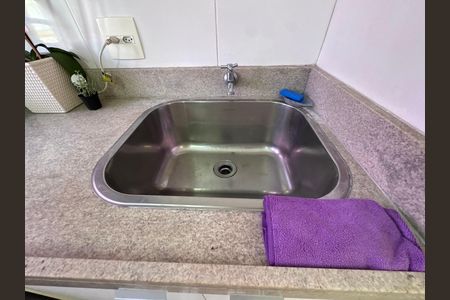 Apartamento à venda com 166m², 4 quartos e 2 vagasCozinha e Área de Serviço