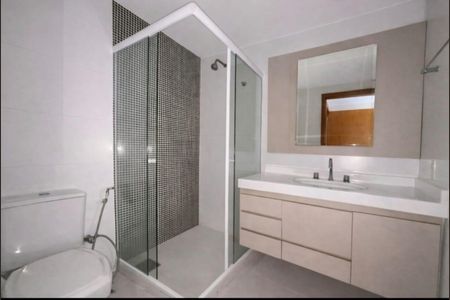 Apartamento à venda com 190m², 4 quartos e 2 vagasBanheiro