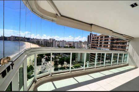 Apartamento à venda com 190m², 4 quartos e 2 vagasVaranda