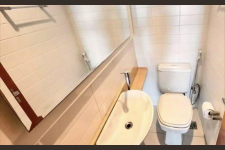 Apartamento à venda com 190m², 4 quartos e 2 vagasBanheiro