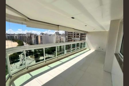 Apartamento à venda com 190m², 4 quartos e 2 vagasVaranda