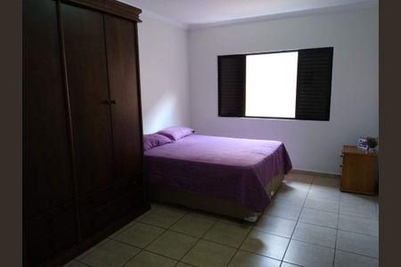 Casa à venda com 4 quartos, 281m² em Parque das Nações, Santo André