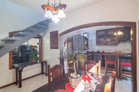 Casa à venda com 5 quartos, 190m² em Parque Oratório, Santo André