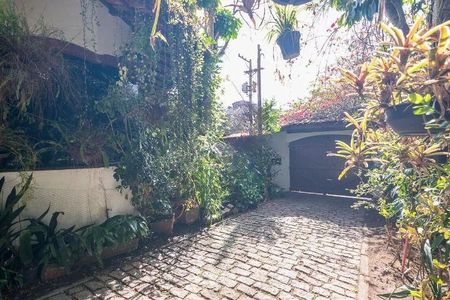 Casa à venda com 5 quartos, 190m² em Parque Oratório, Santo André