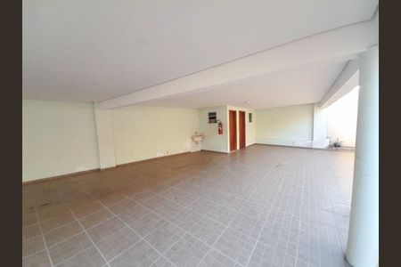 Apartamento à venda com 2 quartos, 50m² em Cidade São Jorge, Santo André