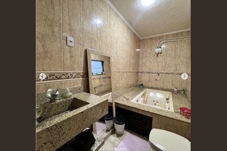 Casa à venda com 3 quartos, 120m² em Jardim Las Vegas, Santo André