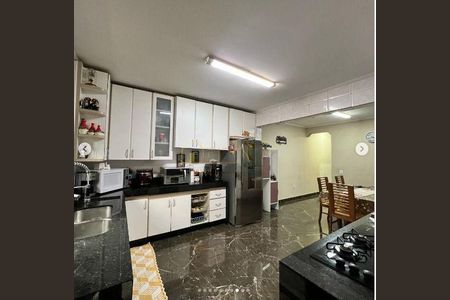 Casa à venda com 3 quartos, 120m² em Jardim Las Vegas, Santo André