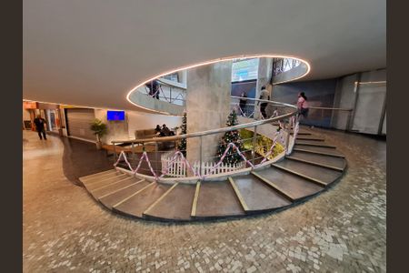 Apartamento à venda com 32m², 1 quarto e sem vagaHall do prédio 