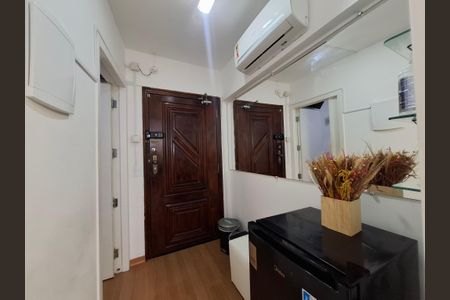 Apartamento à venda com 32m², 1 quarto e sem vagaHall de entrada 