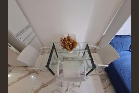 Apartamento à venda com 32m², 1 quarto e sem vagaItens 