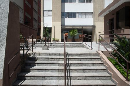 Apartamento à venda com 46m², 1 quarto e 1 vagaHall de entrada