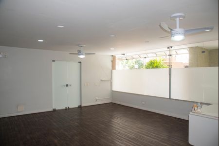 Apartamento à venda com 46m², 1 quarto e 1 vagaÁrea comum - Salão de festas