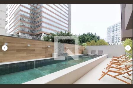 Studio à venda com 24m², 1 quarto e sem vagaÁrea comum - Piscina