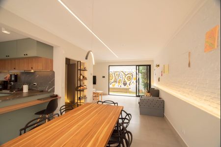 Casa à venda com 188m², 3 quartos e 4 vagasSala