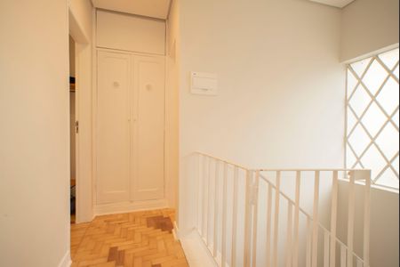 Casa à venda com 188m², 3 quartos e 4 vagasCorredor