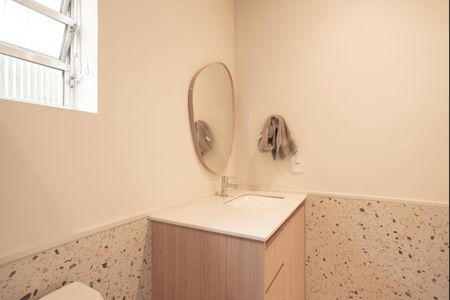 Casa à venda com 188m², 3 quartos e 4 vagasBanheiro