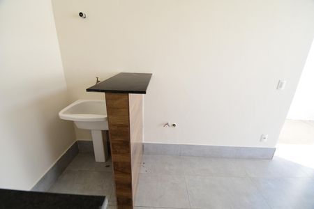 Casa para alugar com 60m², 2 quartos e 1 vagaÁrea de Serviço