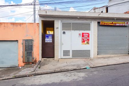 Casa para alugar com 70m², 2 quartos e sem vagaFachada
