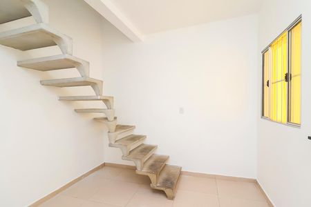 Casa para alugar com 70m², 2 quartos e sem vagaSala