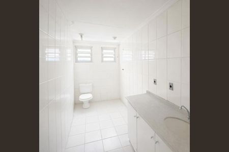 Casa para alugar com 325m², 3 quartos e 2 vagasBanheiro