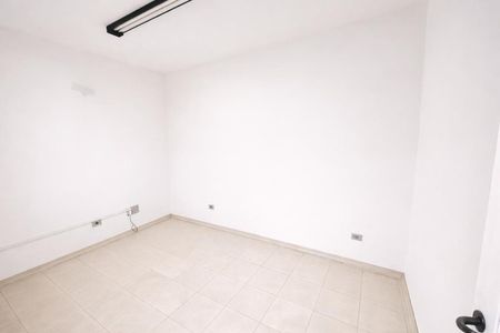 Casa para alugar com 325m², 3 quartos e 2 vagasQuarto