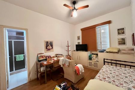 Apartamento à venda com 110m², 3 quartos e 1 vagaSuite 