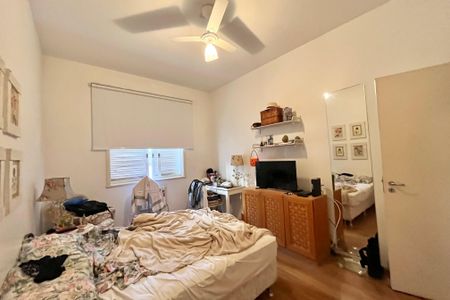 Apartamento à venda com 110m², 3 quartos e 1 vagaQuarto 2