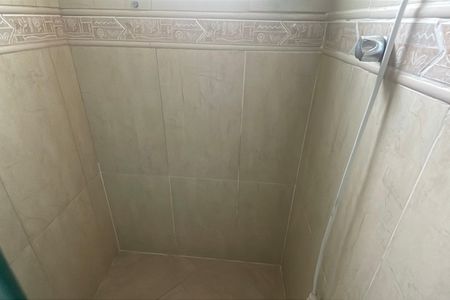 Casa para alugar com 92m², 3 quartos e 1 vagaBanheiro 