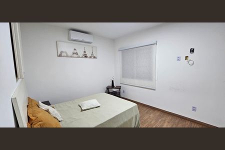 Quarto de casa para alugar com 3 quartos, 190m² em Jardim da Gloria, São Paulo